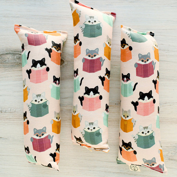 Reading Cats Kicker Cat Toy