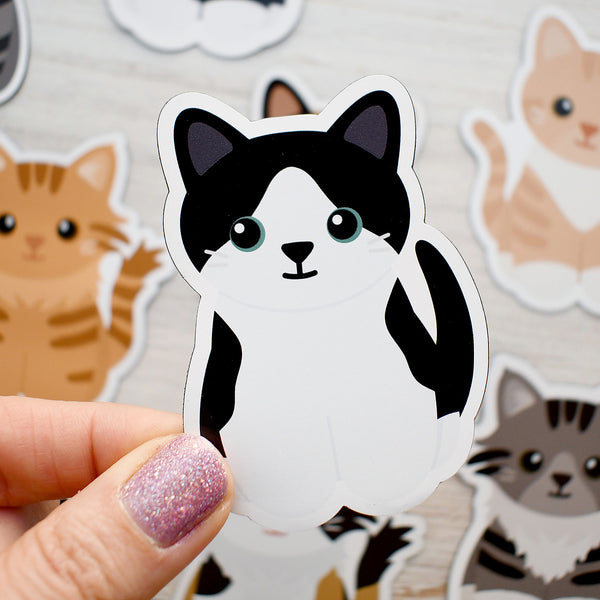 Looks Like My Cat! Black and white bicolor cat magnet