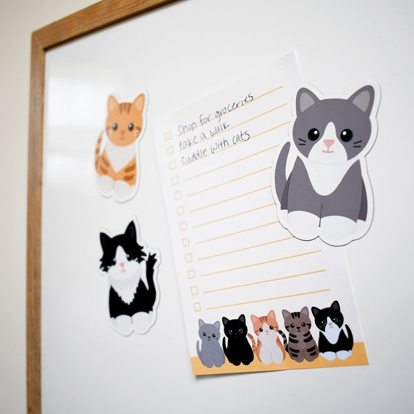 Looks Like My Cat! Gray and white bicolor cat magnet