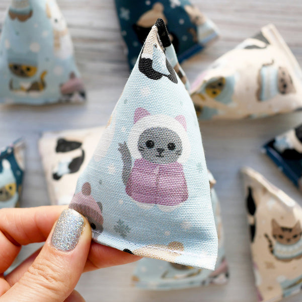 Snuggle Season Pouncers Cat Toys