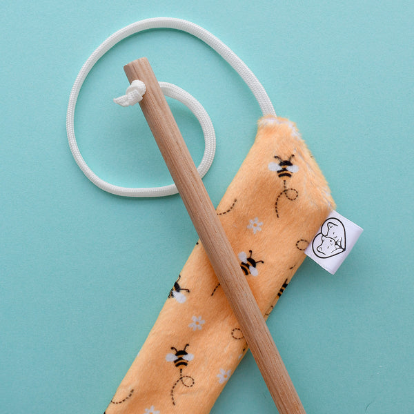 Honeybees Chaser Interactive Cat Toy