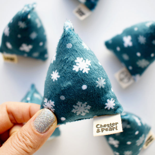 Snowflakes Jingle Pouncers Cat Toys