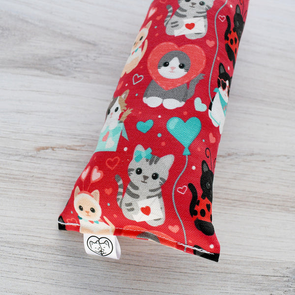 Little Loves Valentines Kicker Cat Toy - red