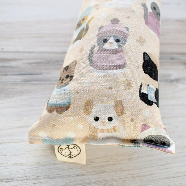 Snuggle Season Kicker Cat Toy - winter cream