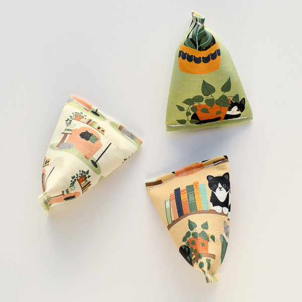 Indoorsy Pouncers Cat Toys