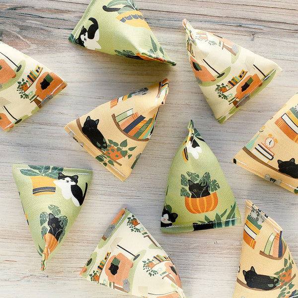 Indoorsy Pouncers Cat Toys