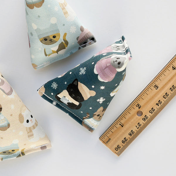 Snuggle Season Pouncers Cat Toys