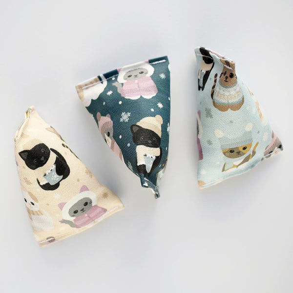 Snuggle Season Pouncers Cat Toys