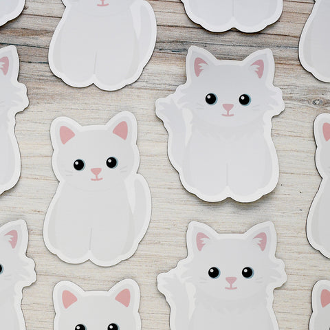 Looks Like My Cat! White cat magnet